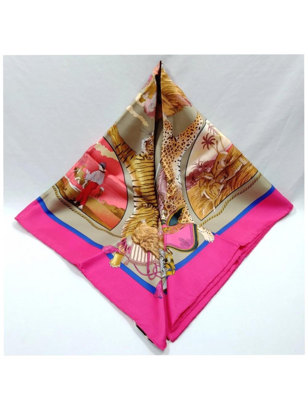 Authentic Hermès Chasses Exotiques Carré 90 Silk Scarf Pink Multicolor - Picture 3 of 10